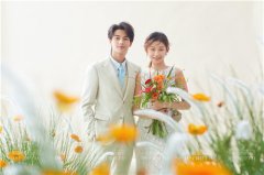 <b>婚纱摄影哪些价格更加实惠呢</b>