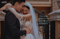 <b>夏季海边拍婚纱照，要注意什么？</b>