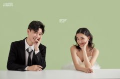 <b>婚纱摄影主要靠什么优势吸引人</b>