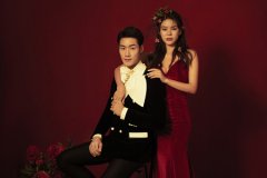 <b>婚纱影楼包含什么服务</b>