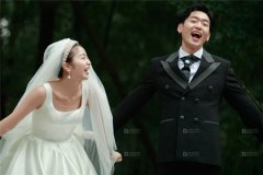 <b>婚纱摄影怎样合理利用服装道具？</b>