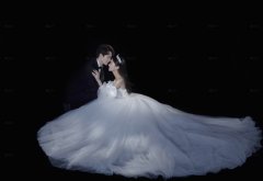 <b>拍婚纱照会产生很多压力吗？如何保证质量</b>