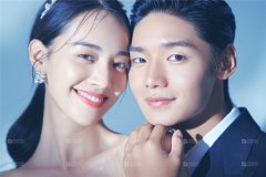 <b>婚纱影楼的选择应该怎么做？服务值得信赖吗</b>