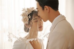 <b>婚纱摄影怎样确定拍摄风格？</b>