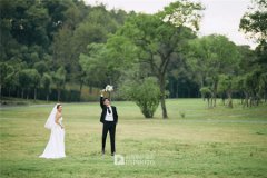 <b>如何选择一家自己放心的婚纱影楼</b>