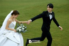 <b>婚纱影楼需要如何选择才合适？服务好吗</b>