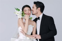 <b>选择婚纱影楼要考虑什么？从哪些角度入手？</b>