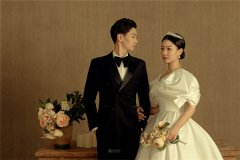 <b>长沙婚纱摄影的价格高吗？需要拍摄多久</b>