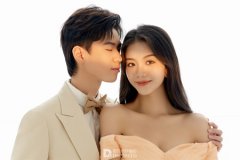 <b>婚纱影楼都可以提供哪些服务？拍摄技术好吗</b>