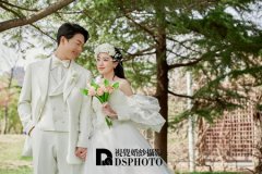 <b>婚纱影楼的专业性体现在哪里？服务好吗</b>
