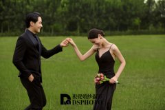 <b>线上挑选婚纱摄影机构会有风险吗？</b>