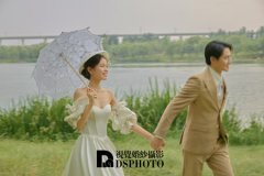 <b>专业婚纱影楼通常具备哪些特点特征？</b>