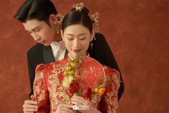<b>长沙婚纱摄影贵不贵？多少钱一套？</b>