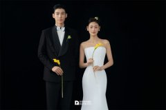 <b>婚纱影楼的选择技巧是什么？价格高吗</b>