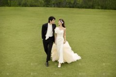 <b>婚纱摄影摆脱尴尬，你需要这样做！</b>