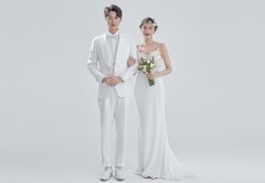 <b>拍婚纱照：创意与高级感的完美结合！</b>