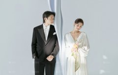 <b>婚纱摄影为什么要看天气？频繁换位置的原因是</b>