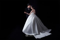 <b>多少钱可以搞定百变风格长沙婚纱照拍摄？</b>