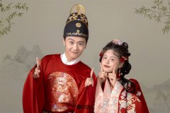 <b>拍婚纱照的价格高吗？定价标准是什么</b>