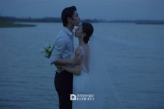 <b>拍婚纱照时，需要了解哪些注意事项</b>
