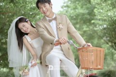 长沙婚纱摄影的服装是否支持租赁？收费会高吗