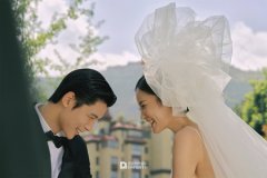 <b>婚纱影楼需要小心哪些隐形费用？</b>