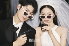 <b>婚纱影楼怎么选？拍摄时笑容太假怎么办？</b>