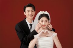 <b>拍婚纱照需要注意什么？拍摄要多久</b>