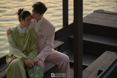 <b>婚纱摄影哪个套餐的性价比更高？简约风格值得</b>