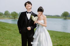 <b>婚纱影楼在公园里面拍摄一天要准备什么物品？</b>