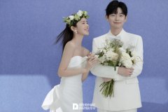 <b>打造独一无二的婚纱照</b>