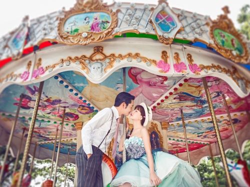 <b>合理控制婚纱照预算，不要花太多的冤枉钱！</b>