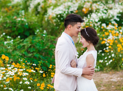<b>新人几月份拍婚纱照最合适呢？</b>