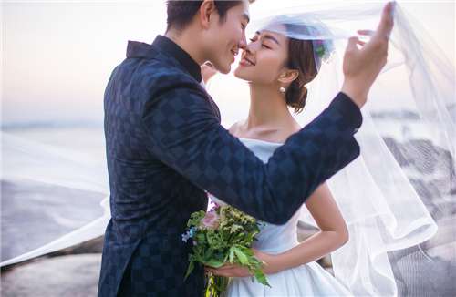 <b>学一点点小技巧 婚纱摄影如此简单！</b>