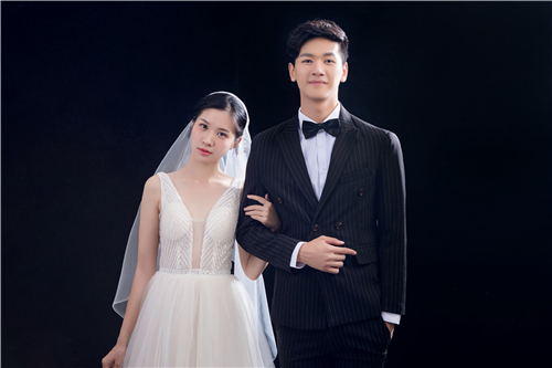<b>长沙拍婚纱，哪些因素影响价格？</b>