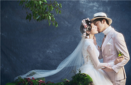 <b>长沙婚纱摄影，如何选择适合自己的影楼？</b>