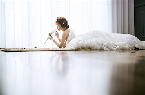 <b>古装婚纱照正流行，你确定不想尝试这一风格吗</b>