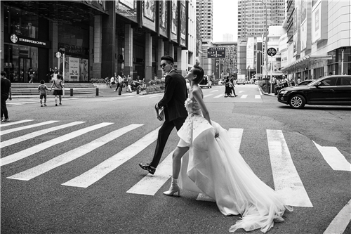 <b>那些你想象不到的婚纱摄影技巧！</b>