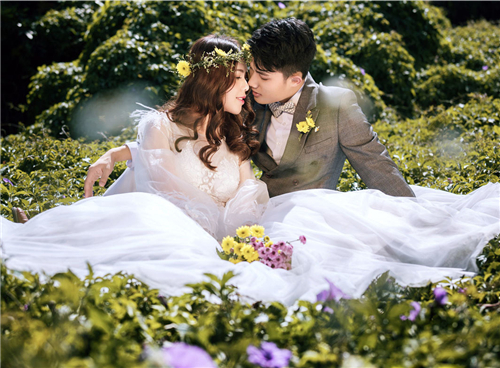 <b>婚纱影楼到底该如何选择?</b>