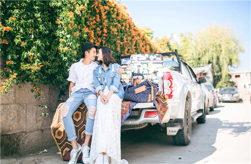 <b>哪些主题风格的婚纱照备受关注？</b>