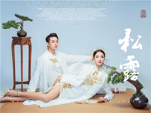 <b>在网上如何选择适合自己的婚纱影楼？</b>