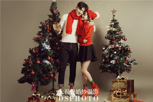 <b>拍婚纱照如何让眼神更加自然充满爱意？</b>