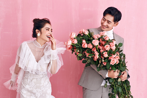 <b>拍婚纱照新人怎样配合才更默契？</b>
