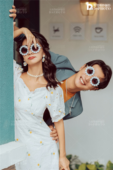 <b>刘先生 & 周小姐 婚纱照</b>