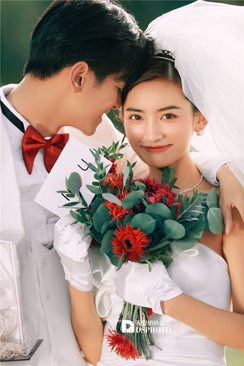 <b>《唯美韩式》系列婚纱照</b>