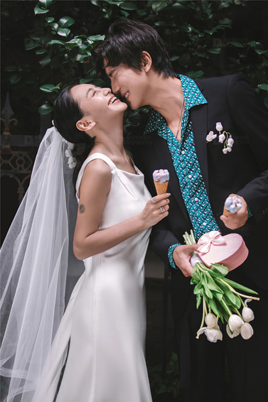 <b>章先生x蒋小姐</b>