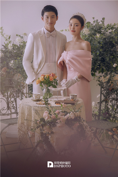 <b>《唯美韩式》系列婚纱照</b>