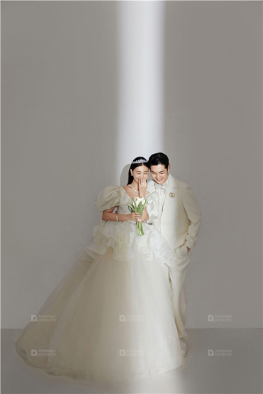 <b>< 光影韩式 > 主题婚纱摄影</b>