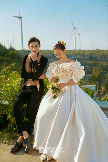 <b>< 城际旅行 > 主题婚纱摄影</b>