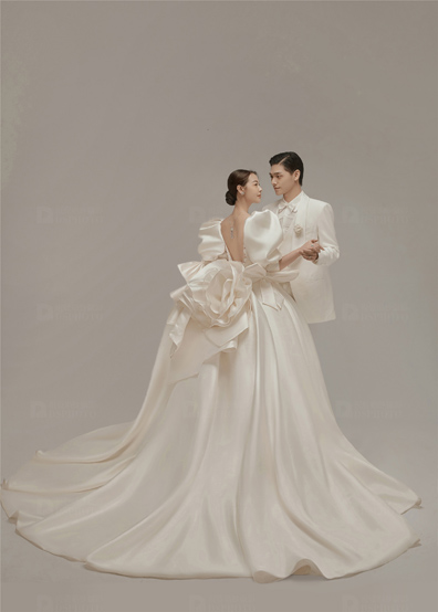 <b>< 高定内景 > 主题婚纱摄影</b>
